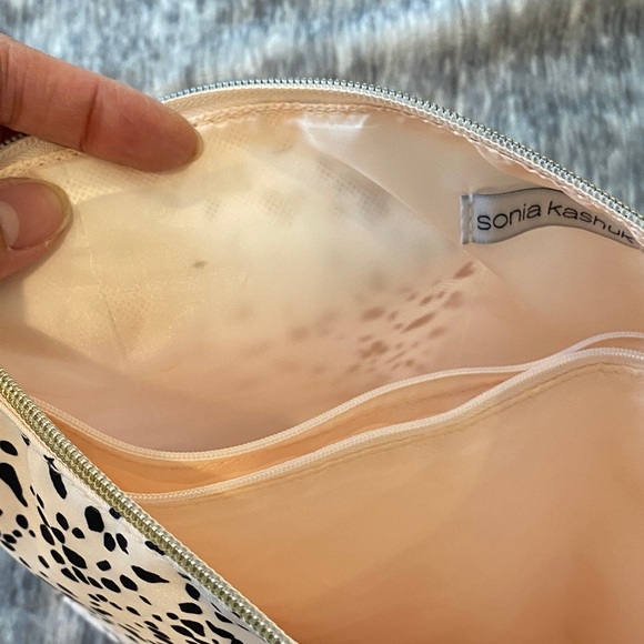 Sonia Kashuk Leopard Print Makeup Bag - Picture 4 of 6